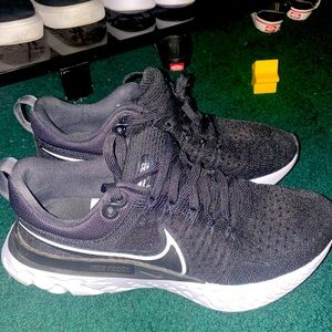 Nike infinite flynite